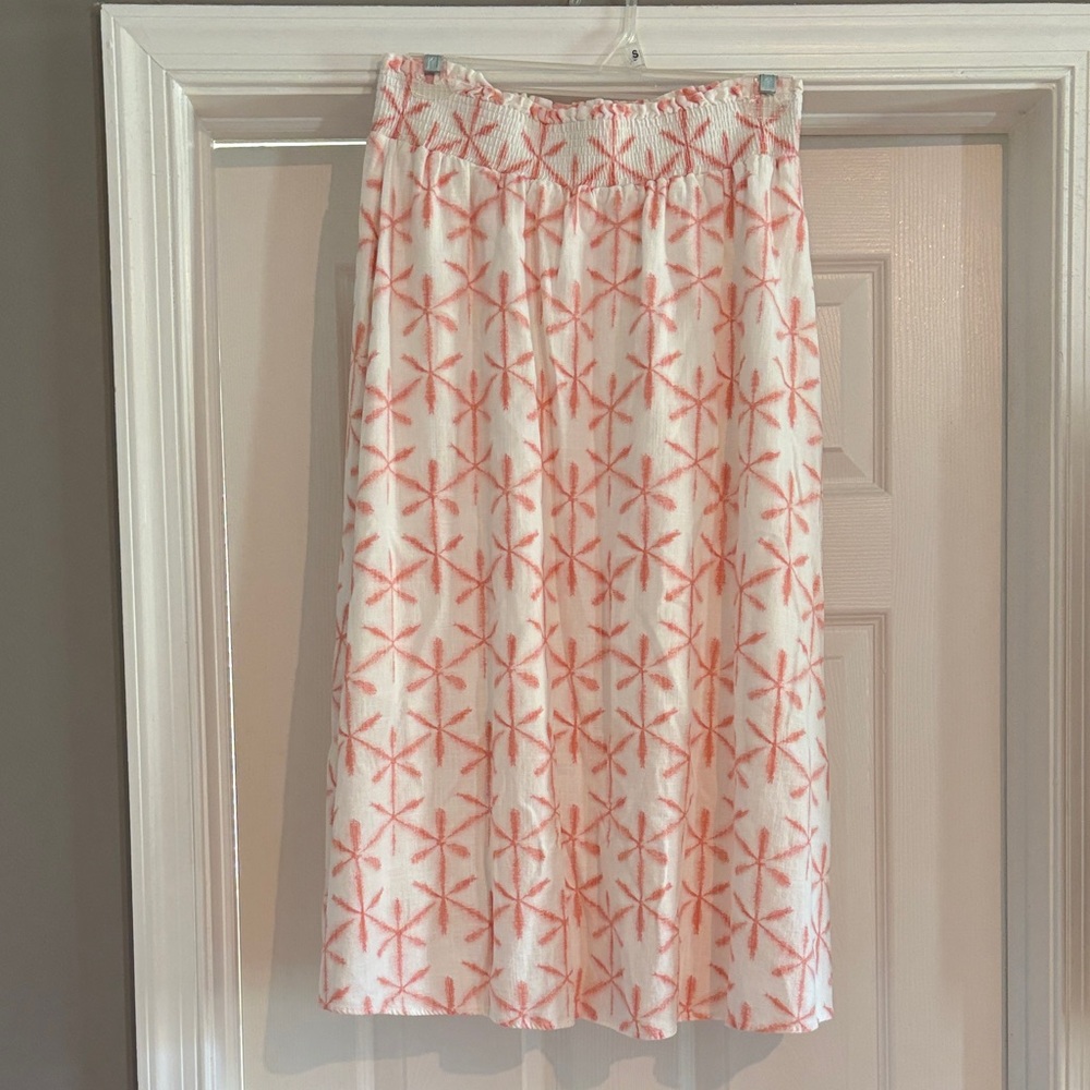 LOFT White Midi Skirt with Coral Starburst Print